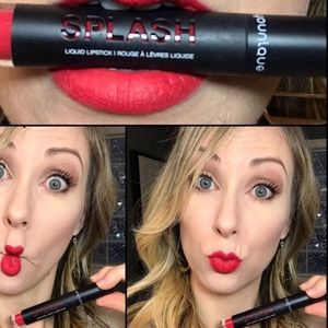Younique splash liquid lipstick